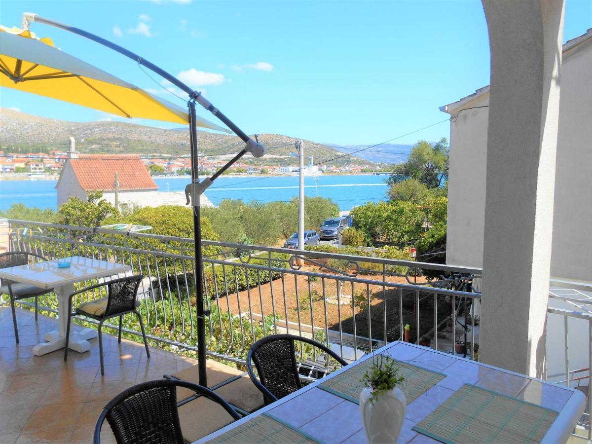 Apartments Bresan Trogir Eksteriør billede