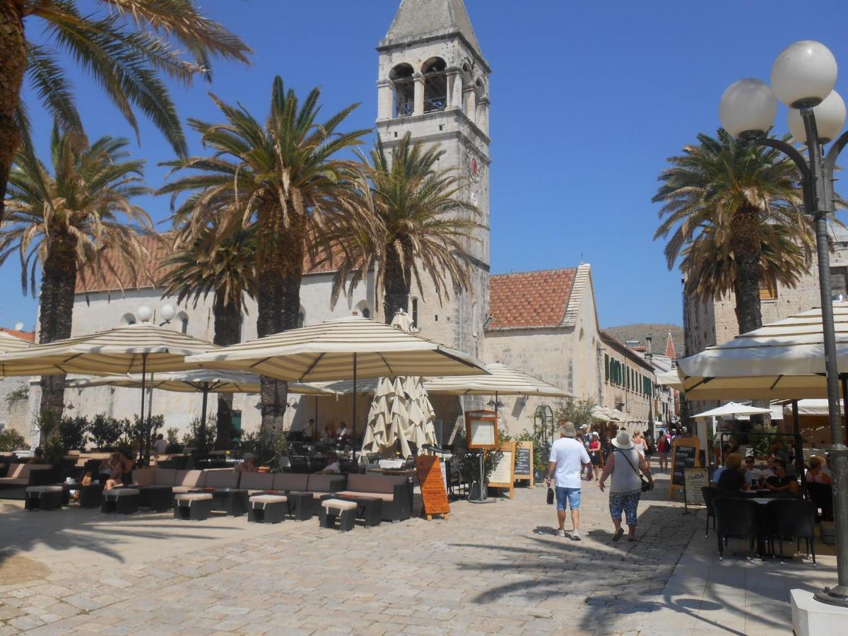 Apartments Bresan Trogir Eksteriør billede