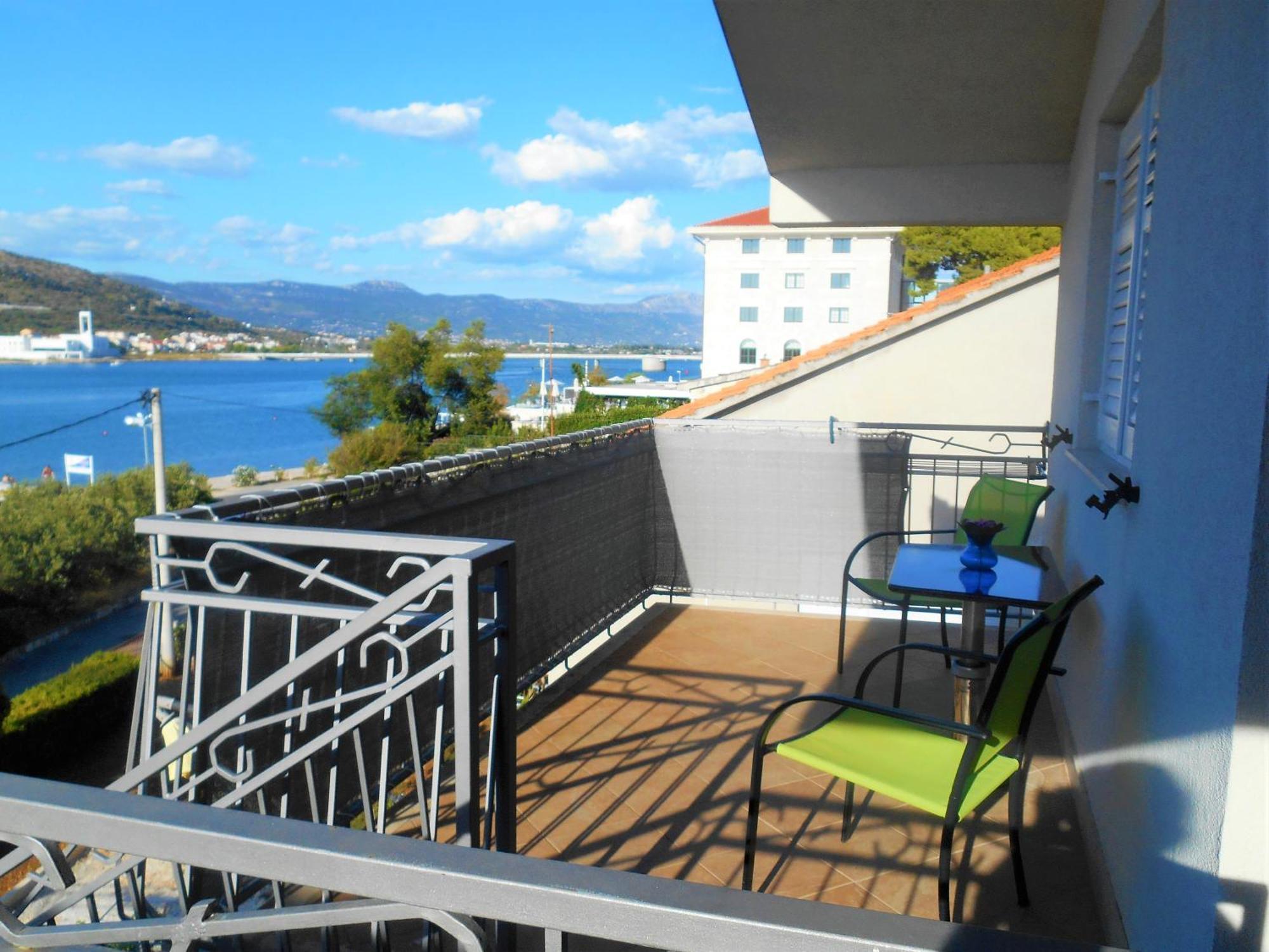 Apartments Bresan Trogir Eksteriør billede